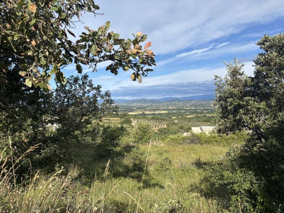 Terrain à BARJAC