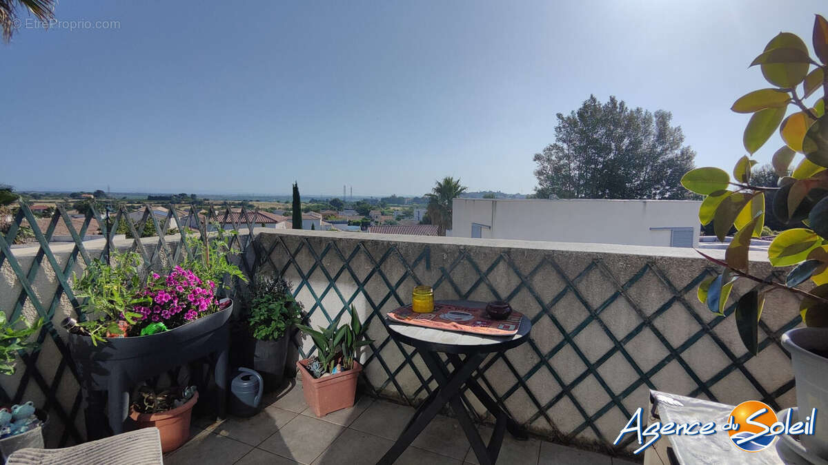 Appartement 37 m² à Beziers  - photo 2