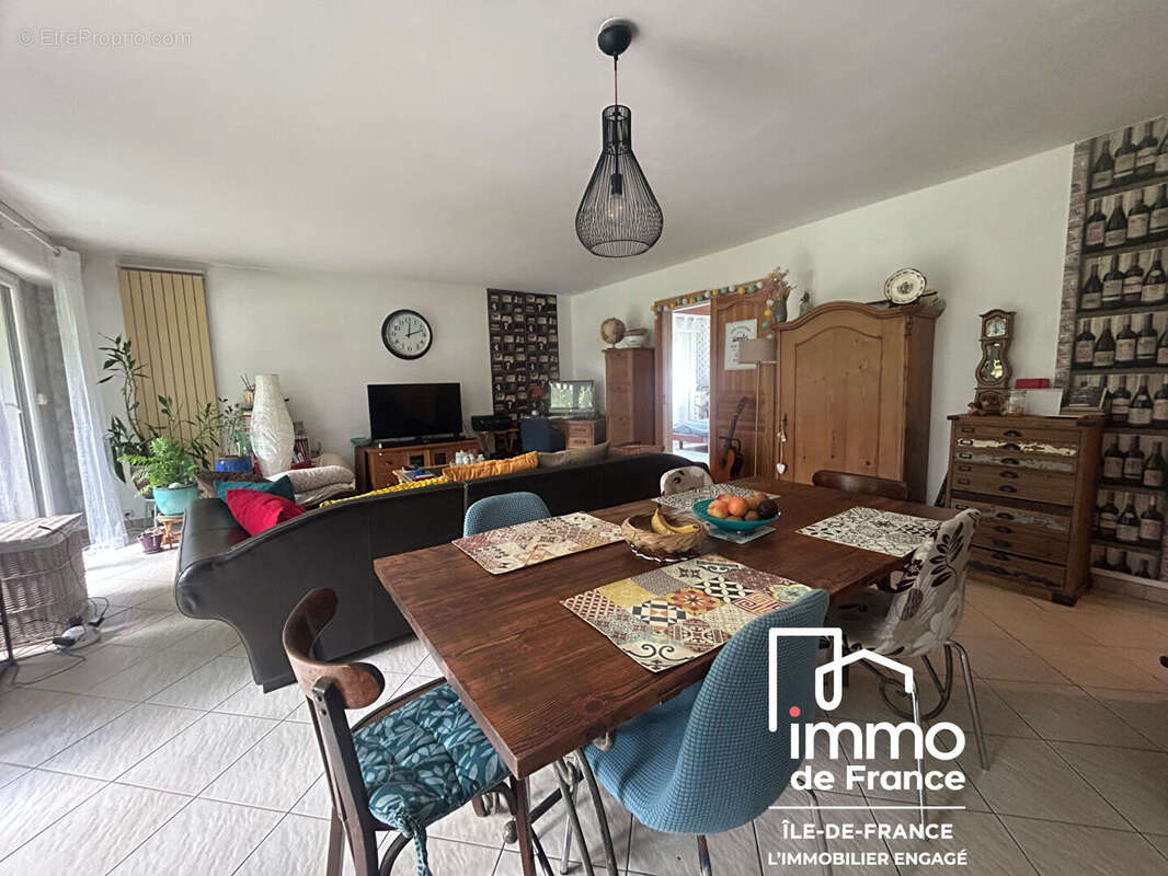 Appartement à VIRY-CHATILLON