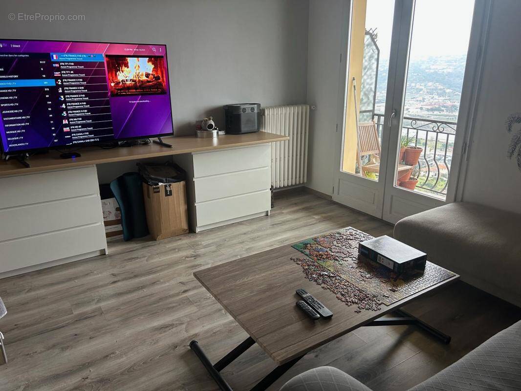 Maison à SAINT-LAURENT-DU-VAR