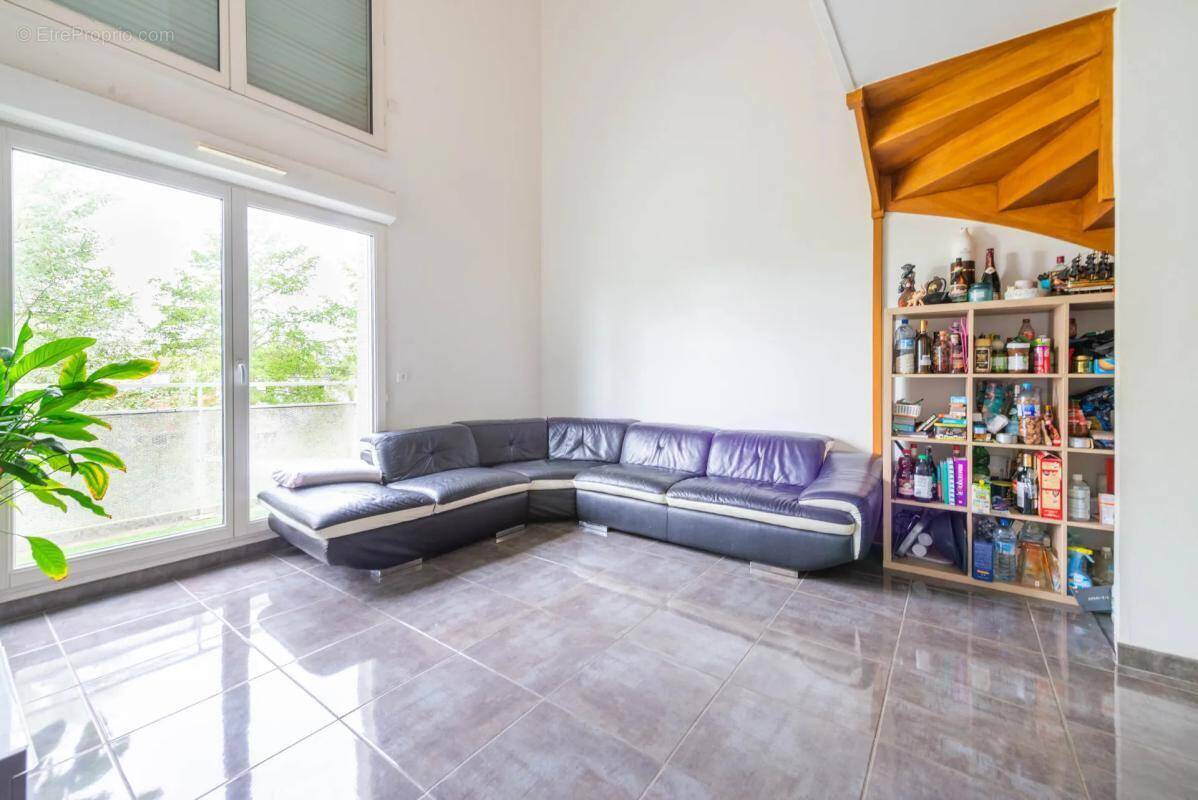 Appartement à STAINS