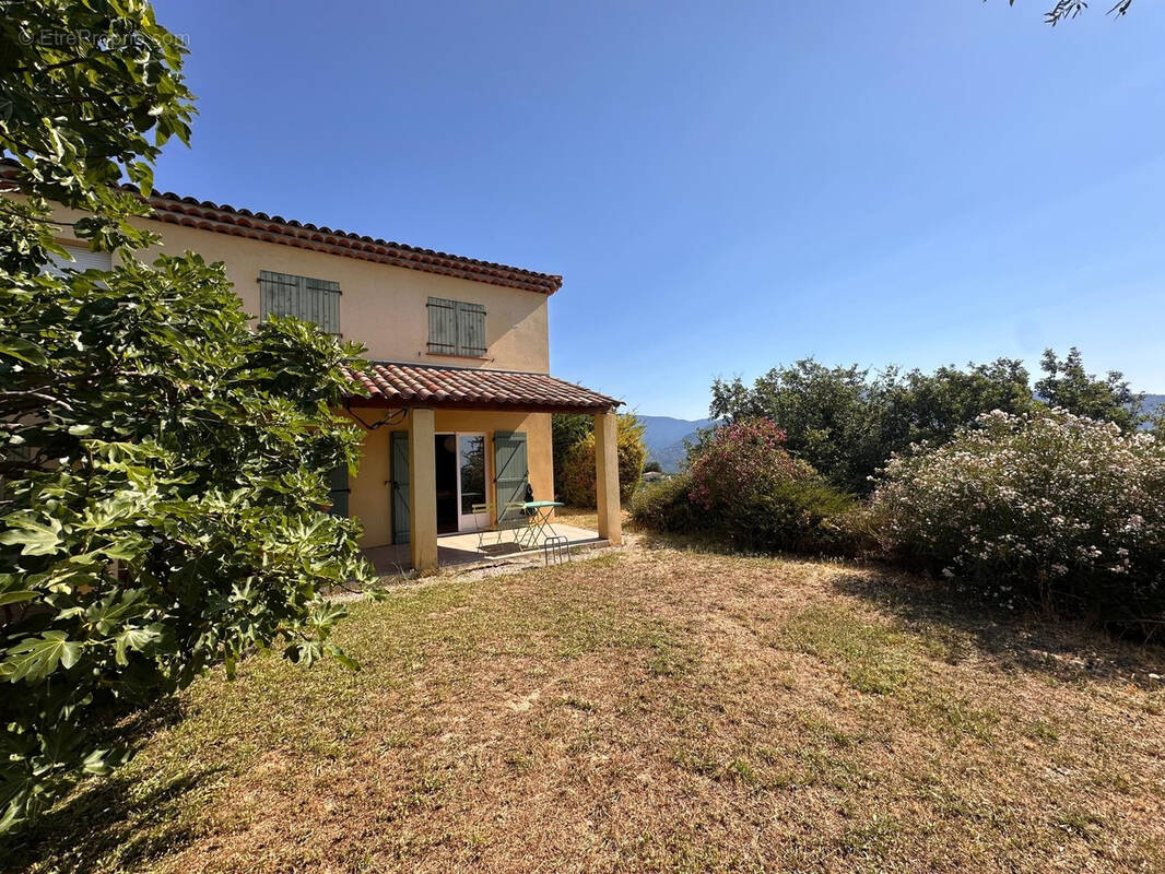 Maison à CARROS