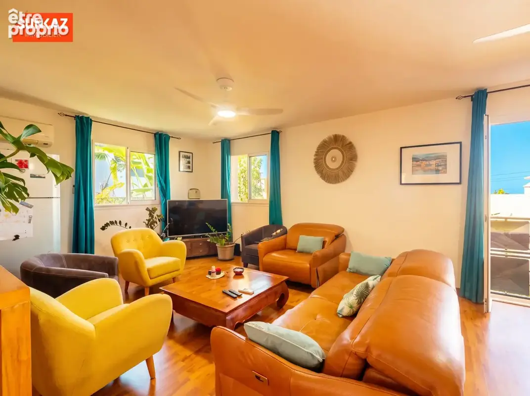 Maison 106 m² à Saint-Pierre  - photo 4