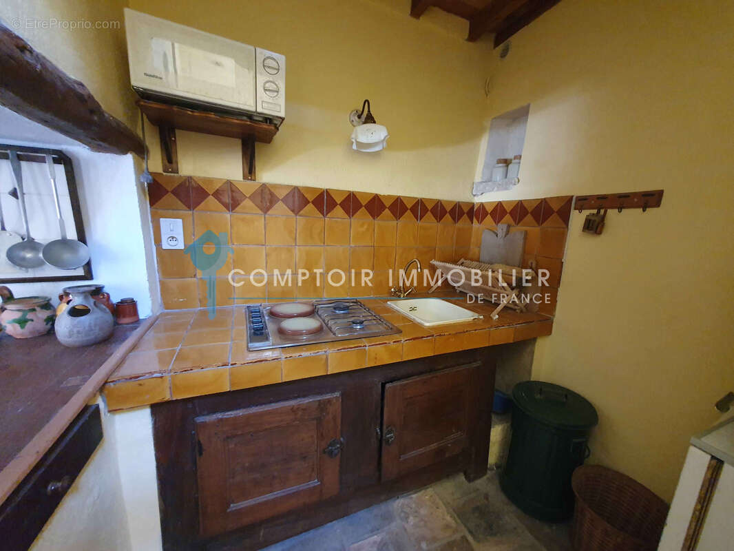 Village médiéval de la Vallée de la Cèze : Jolie Maison de village avec 2 terrasses ayant vue dominante - photo 17