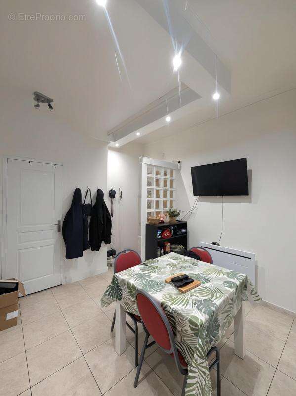 Appartement à SAINT-FONS