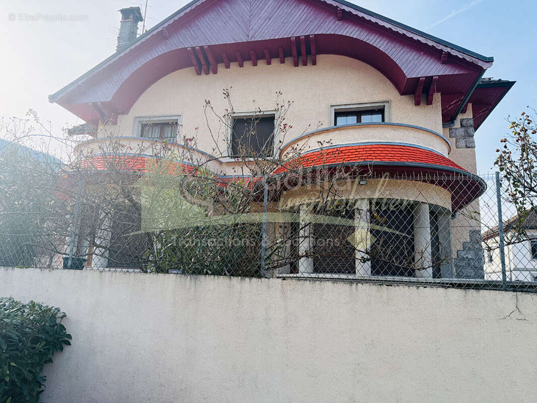 Appartement à CLUSES