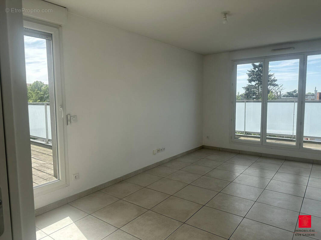 Appartement à BRON