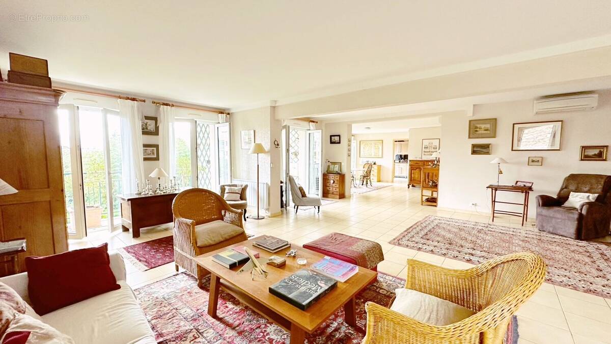 Appartement à AVON
