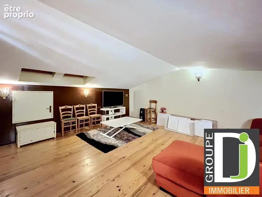Maison plain-pied à vendre à Montmeyran, avec piscine et grand - photo 12
