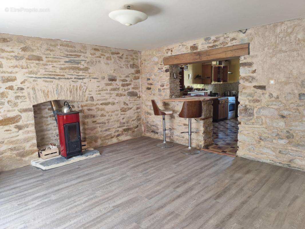 Maison 103 m² à Peillac  - photo 2