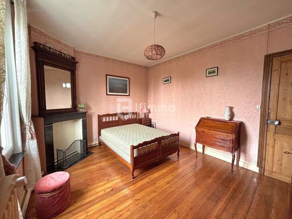 Maison à ACHIET-LE-PETIT