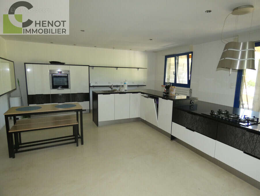 Maison à JUVAINCOURT