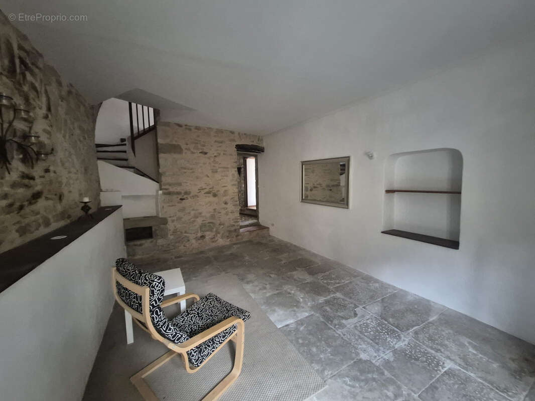 Maison à LA LIVINIERE