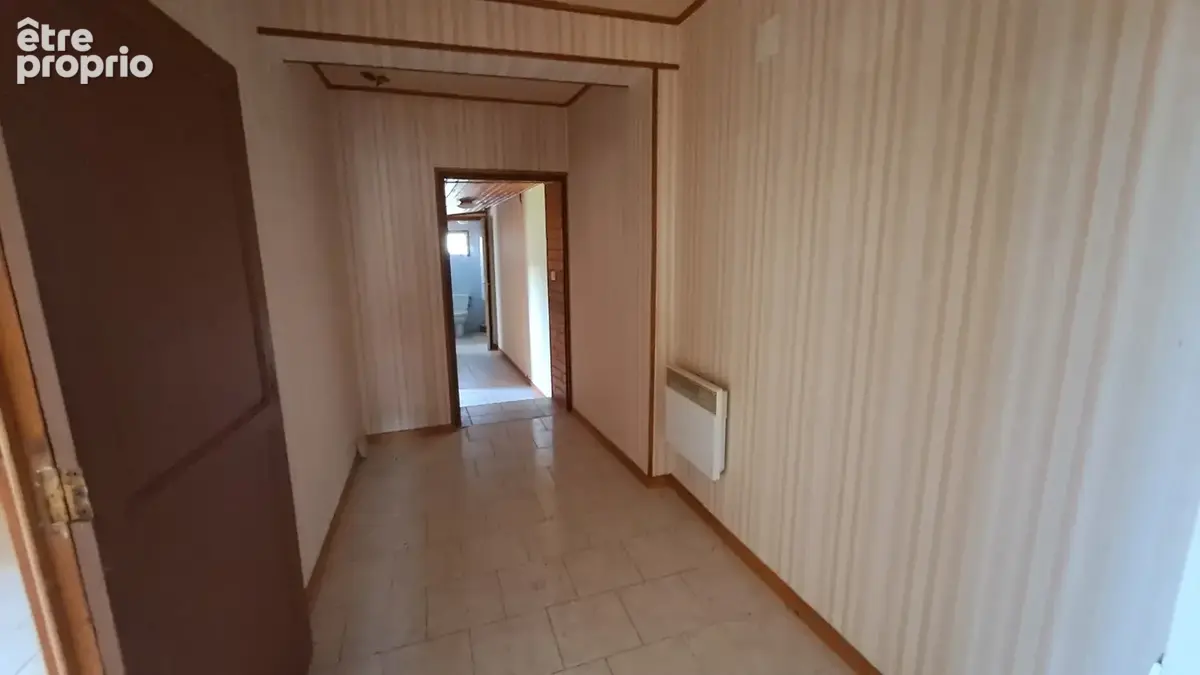 Ensemble immobilier de 4 logements en pierres sur une parcelle de 3109 m2. IDEAL INVESTISSEMENT LOCATIF. - photo 24