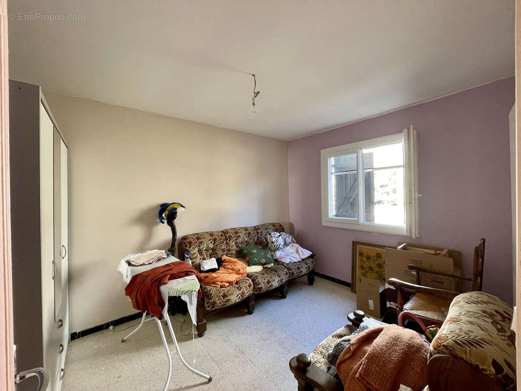 Maison à SAINT-THIBERY