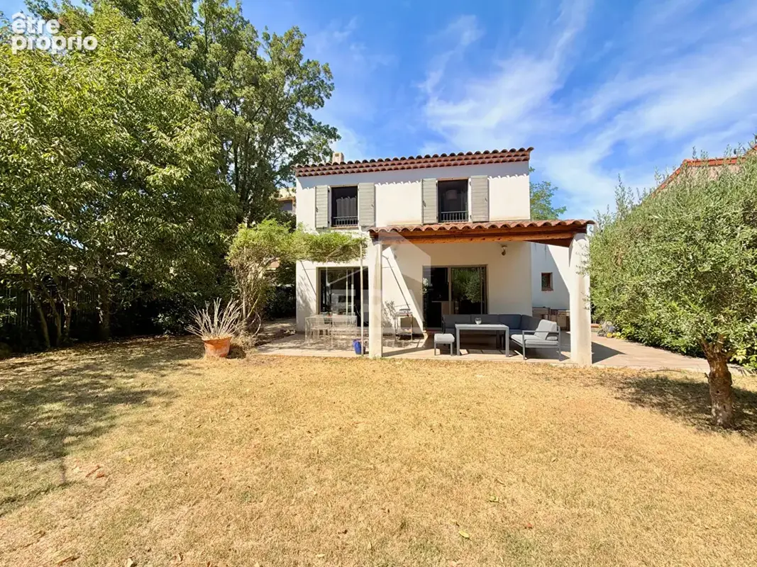 Maison 5 pièces 105 m² · à Peyrolles-en-Provence · 105 m² · 441 000 €