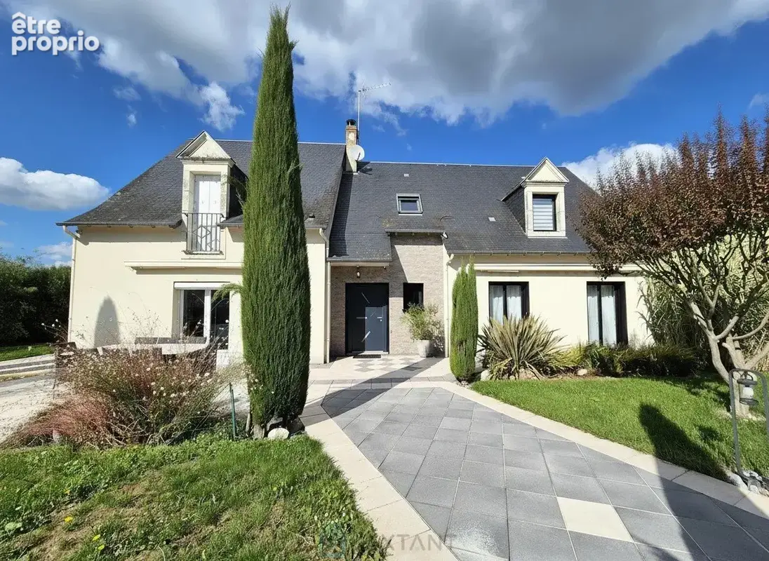 Belles prestations : Maison 5 chambres, garage, piscine, jardin paysagé - photo 2