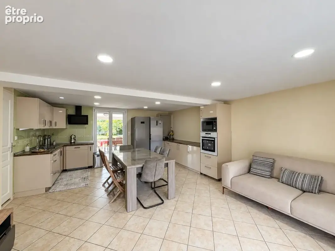 Maison 6 pièces 147 m² à vendre à Balan (01360) - photo 6