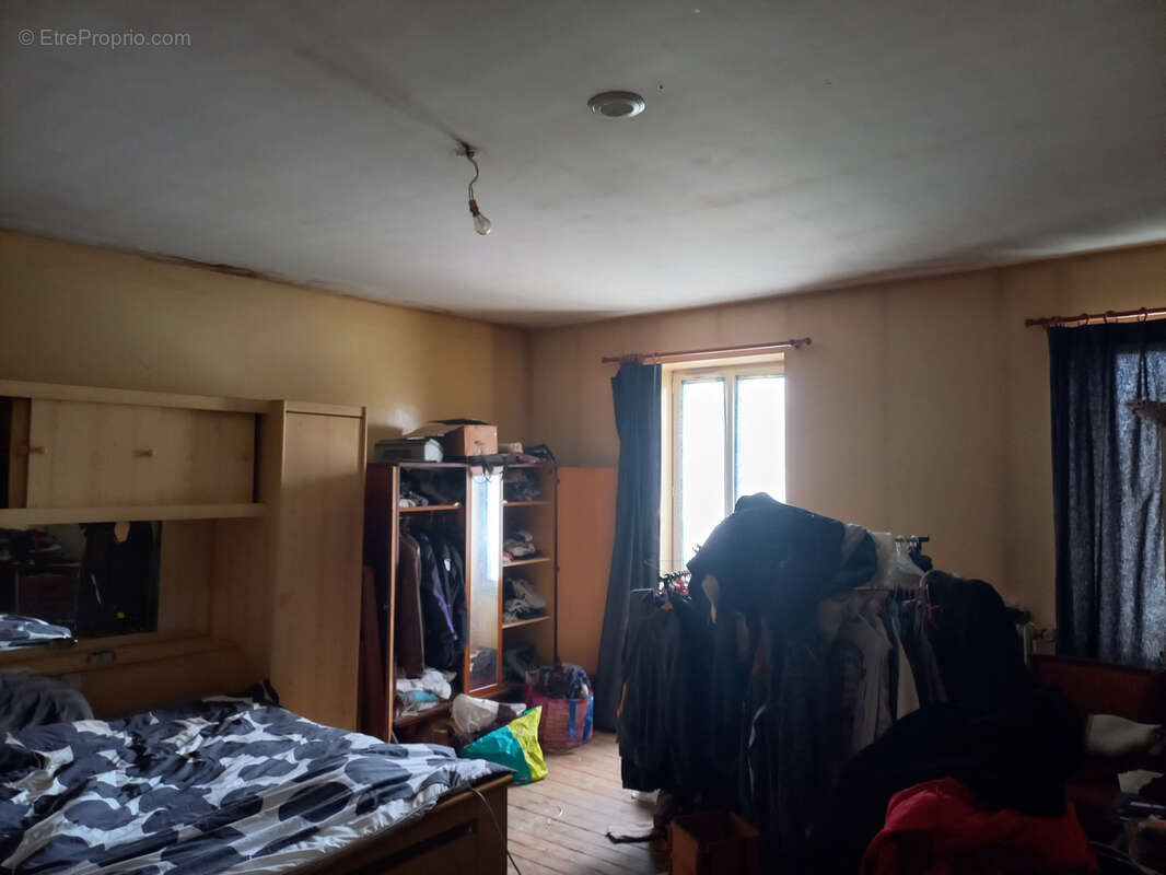 Maison à SAINT-MESMIN