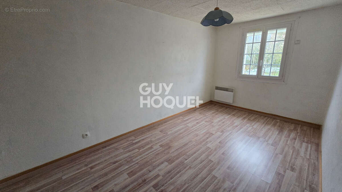 Maison à ETAMPES