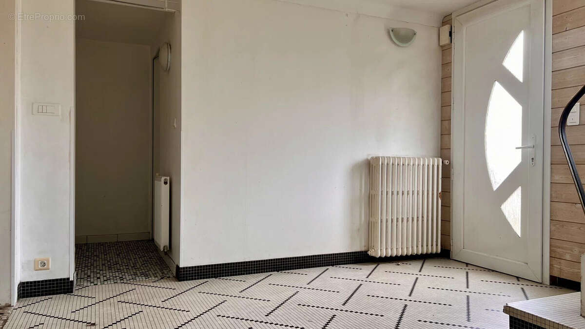 Maison à SAINTE-LUCE-SUR-LOIRE