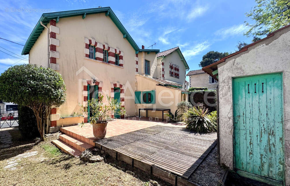 Maison à SAINT-PALAIS-SUR-MER