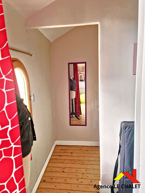 Maison Villeneuve Le Roi 4 pièce(s) 81.1 m2- 2 chambre(s) - photo 9