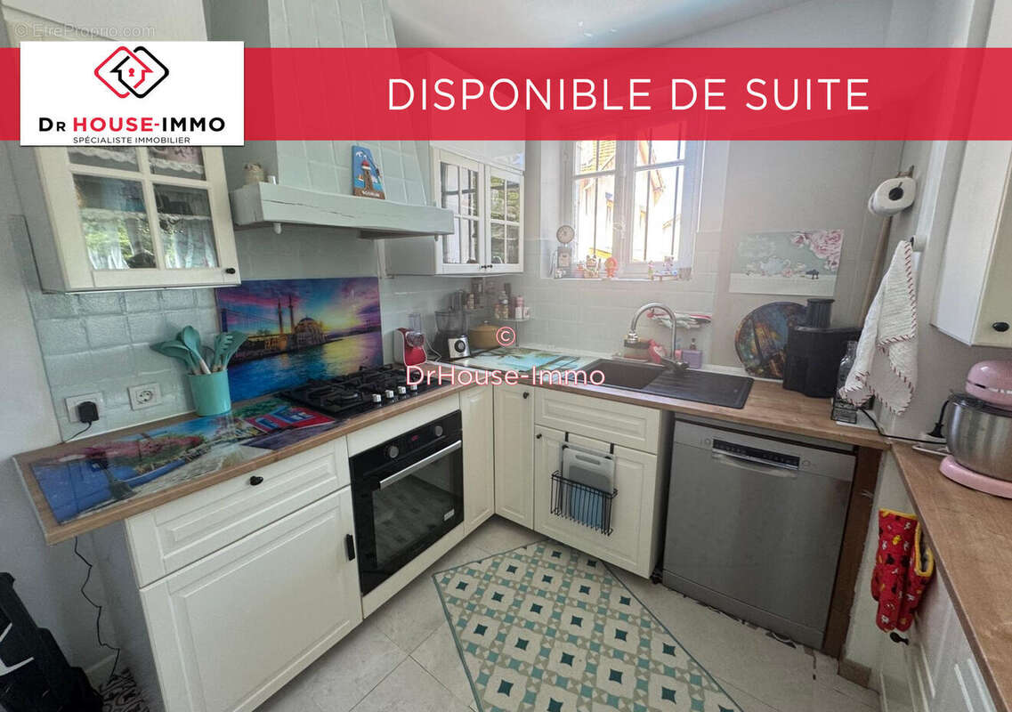 Maison à SAINT-PIERRE-LES-NEMOURS