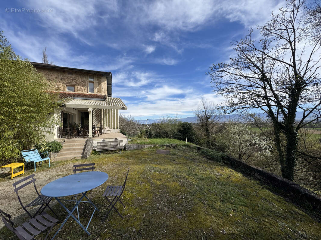 Maison à ROMANS-SUR-ISERE