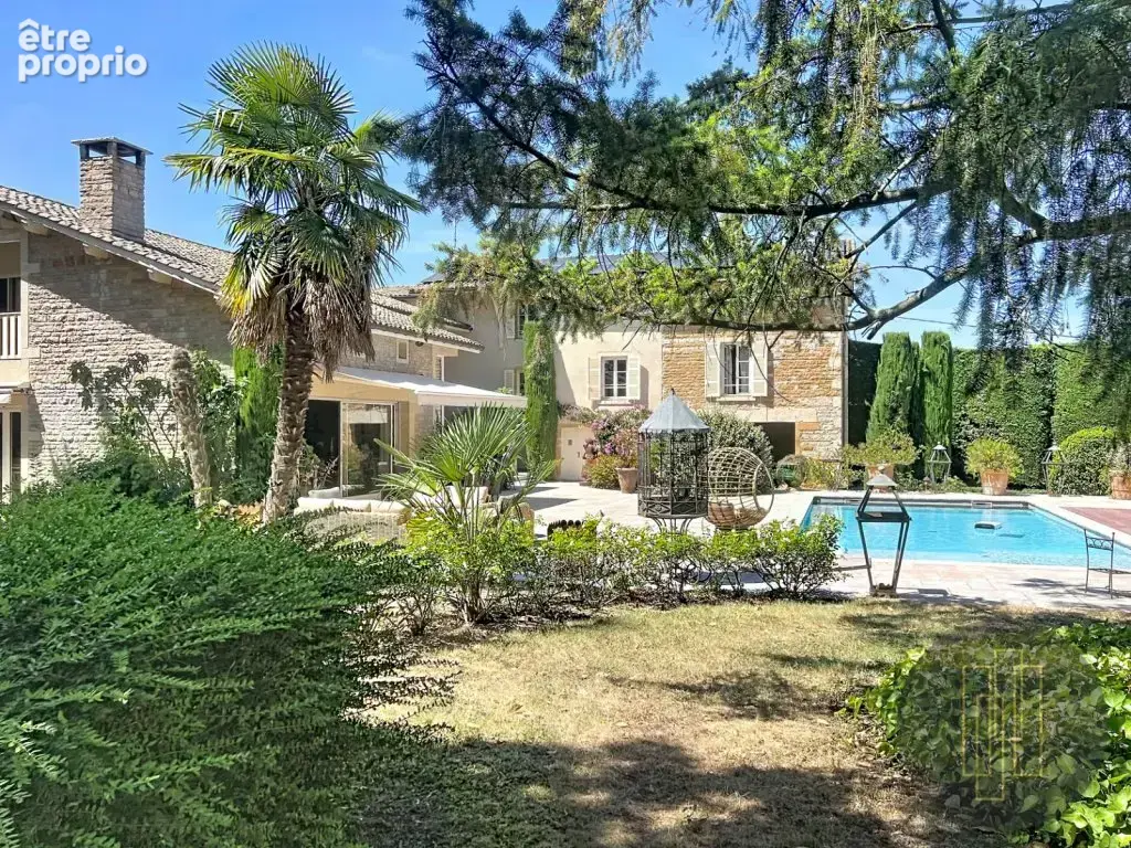 MORANCE DEMEURE 400m² sur un parc de 4453M² - - photo 18