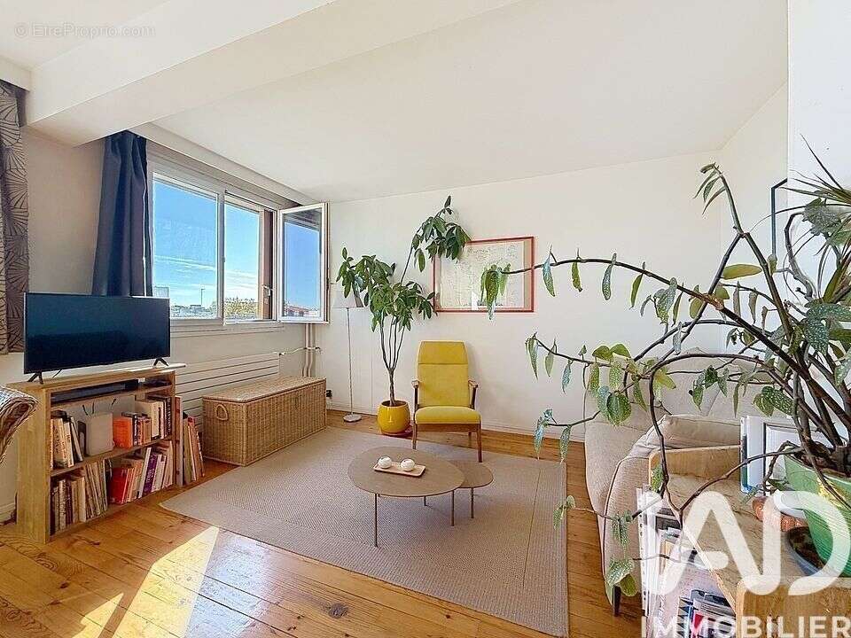 Photo 4 - Appartement à PARIS-20E