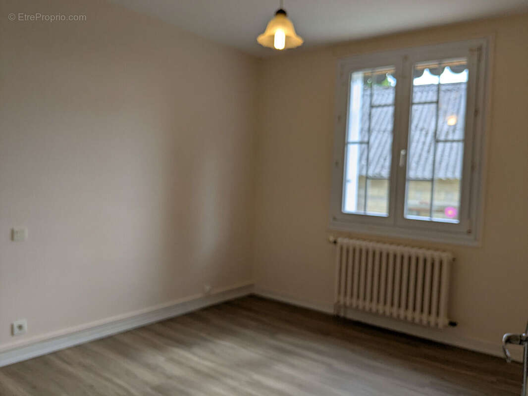 Maison à SAINT-SERVANT