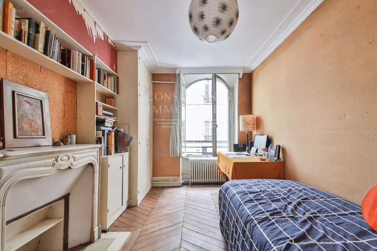 Appartement à PARIS-6E