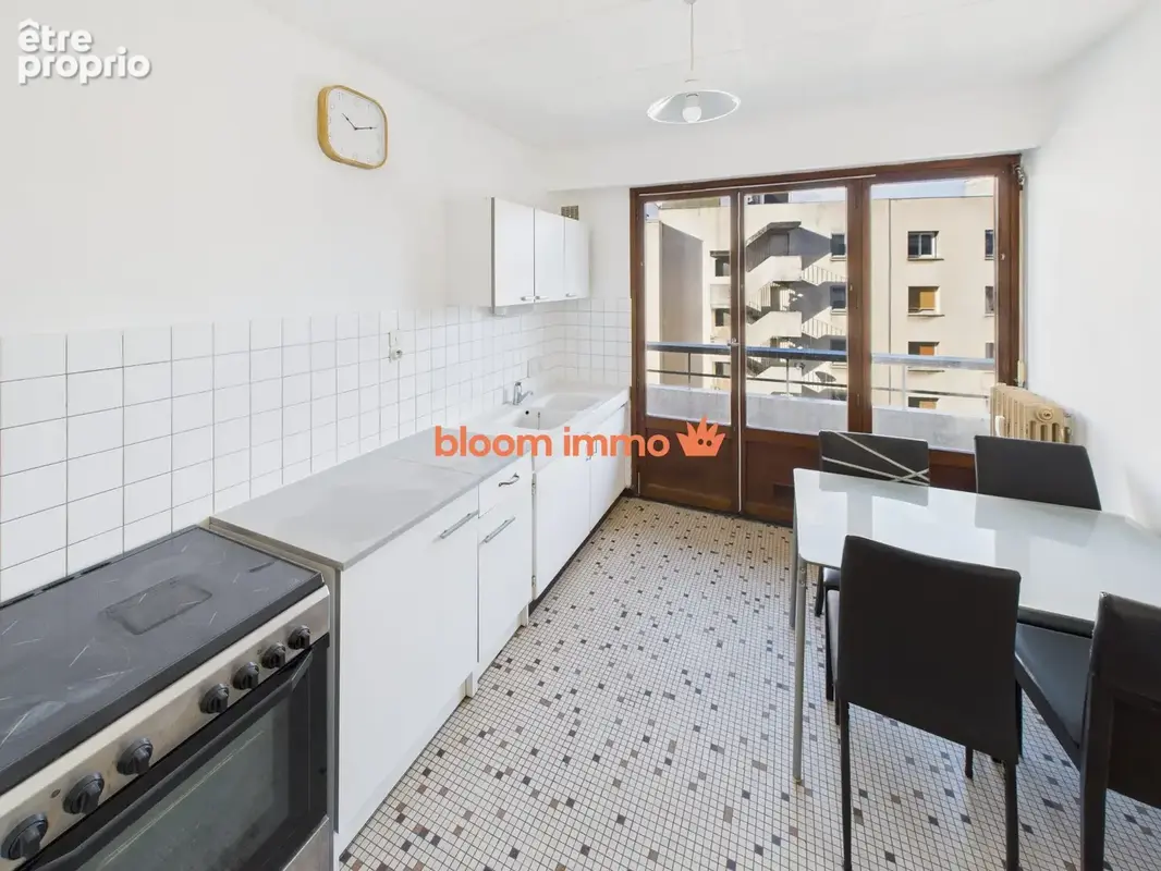 Appartement 53 m² à Chambery  - photo 6