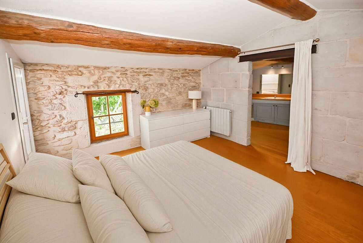 Maison à BARBENTANE