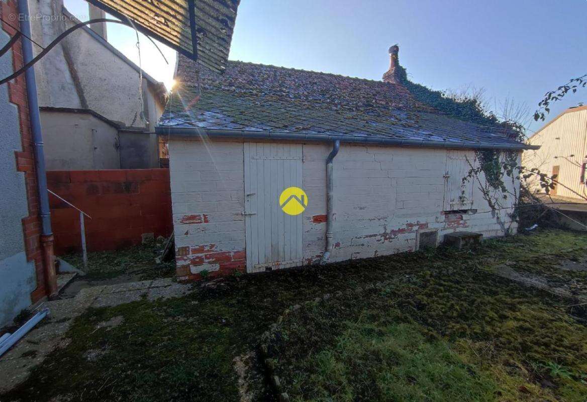 Maison à VAILLY-SUR-SAULDRE