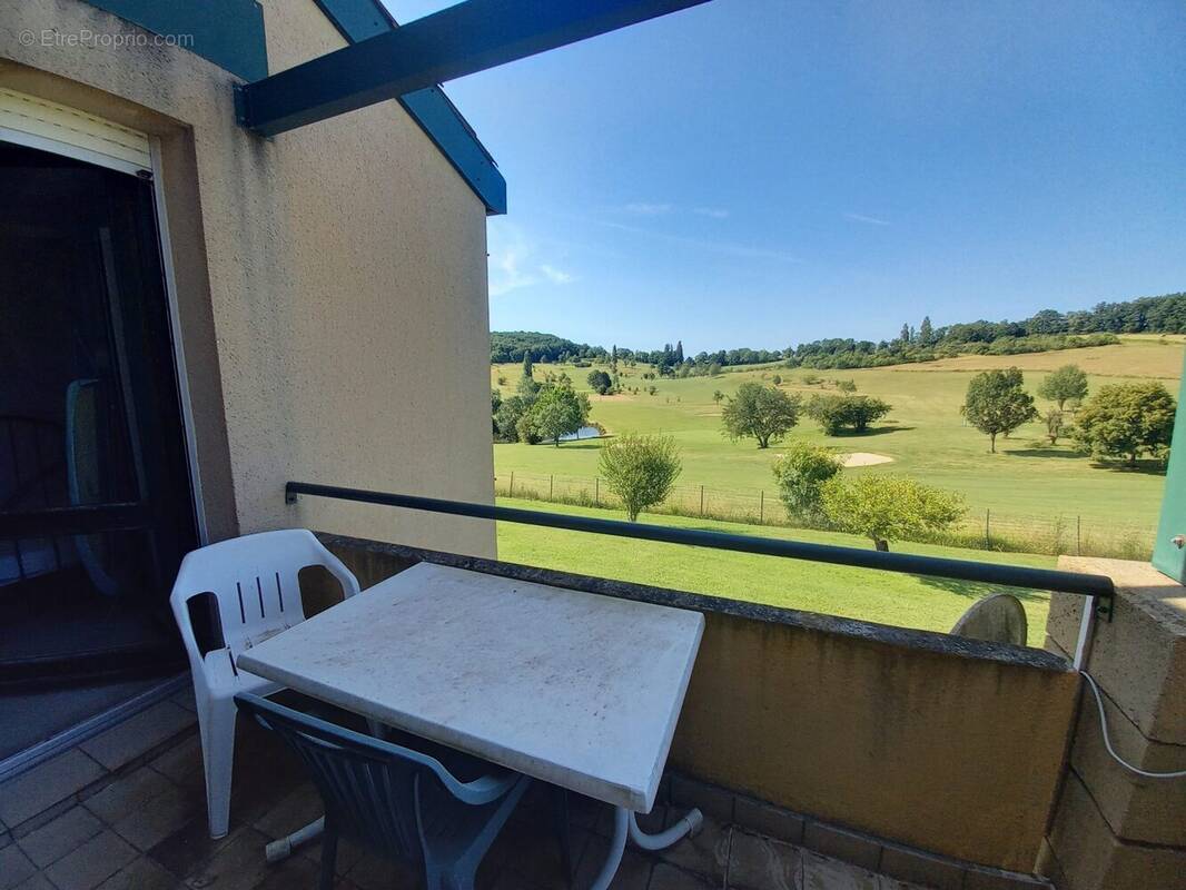 Appartement à CASTELNAUD-DE-GRATECAMBE