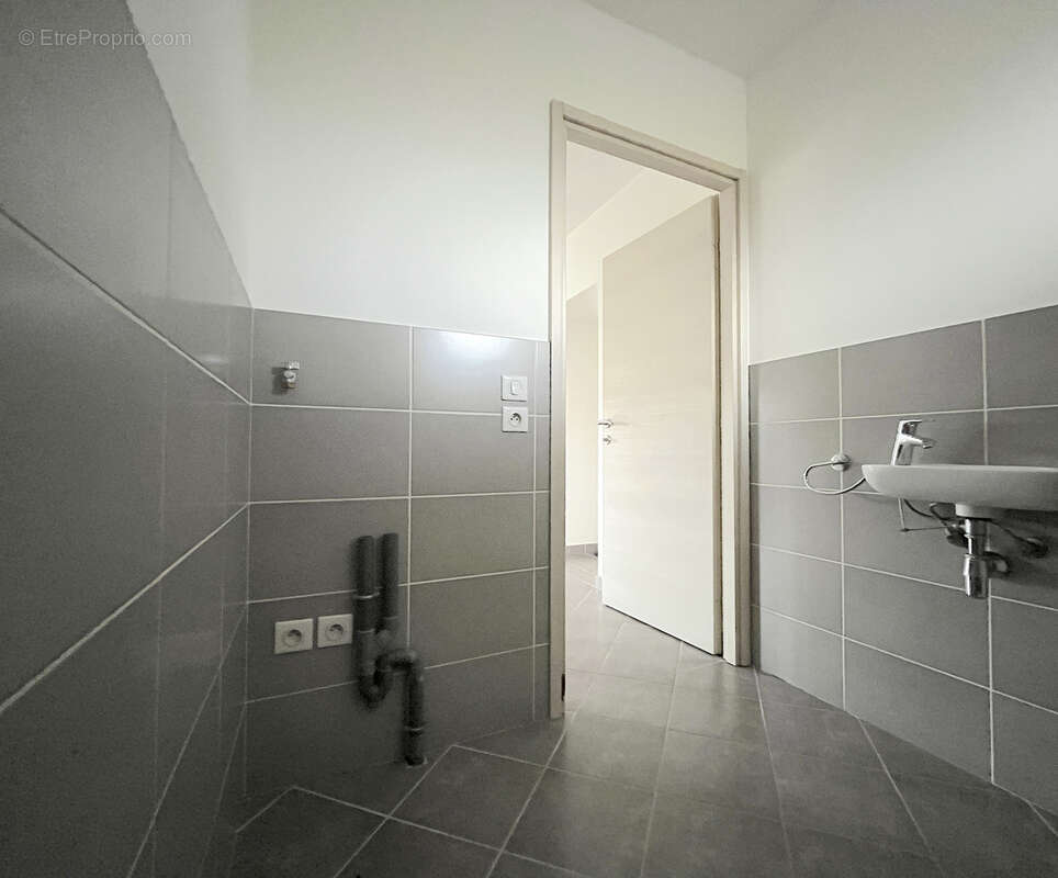 Appartement à POISY
