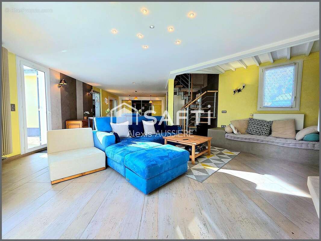 Photo 2 - Maison à CHANTELOUP-EN-BRIE