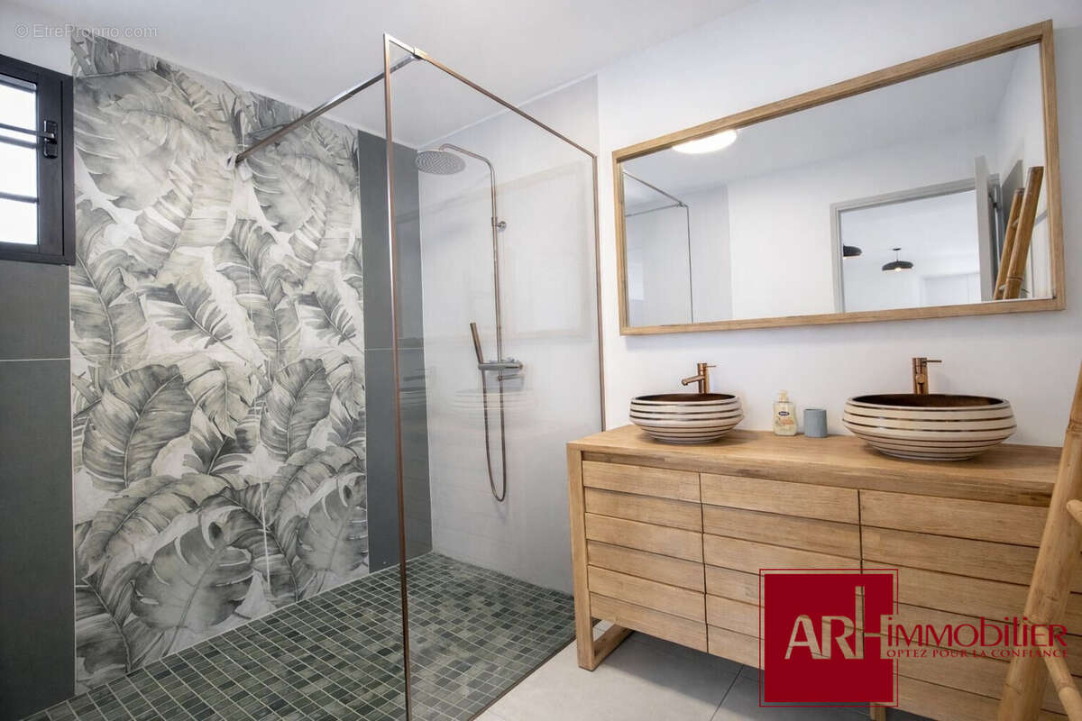 Maison à SAINT-PIERRE