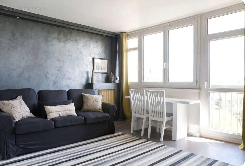Appartement à LE PECQ