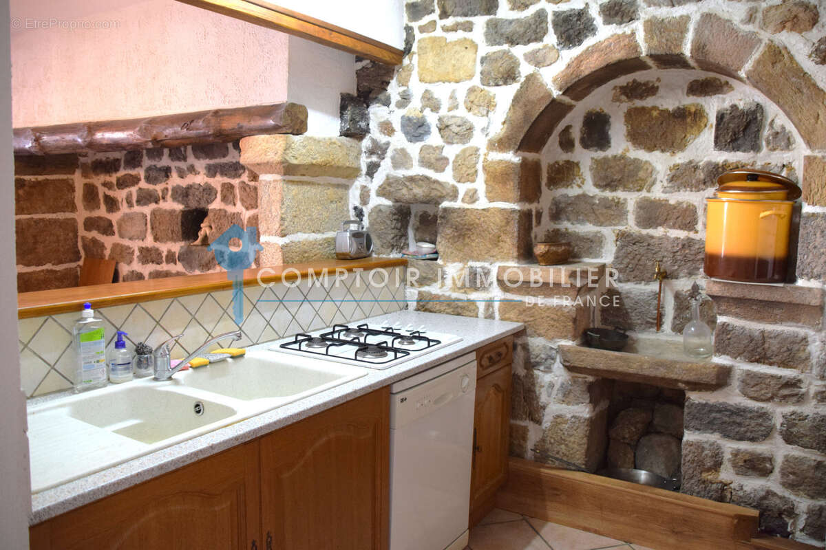 Maison à PRADELLES