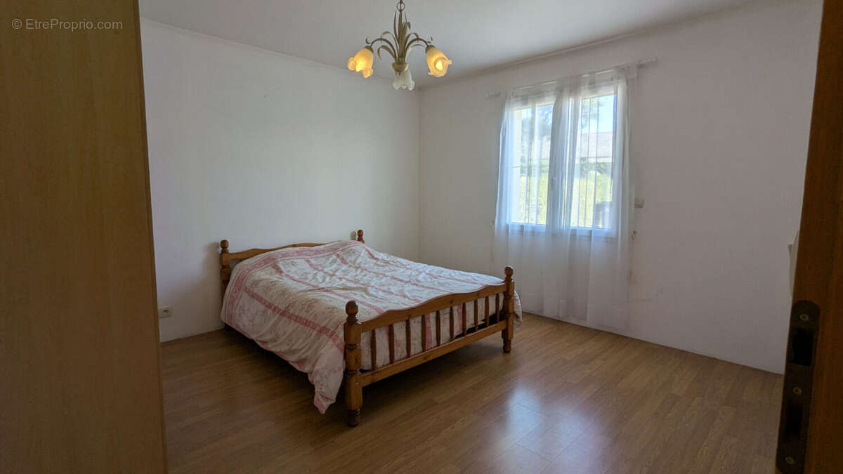 Maison à EROUDEVILLE