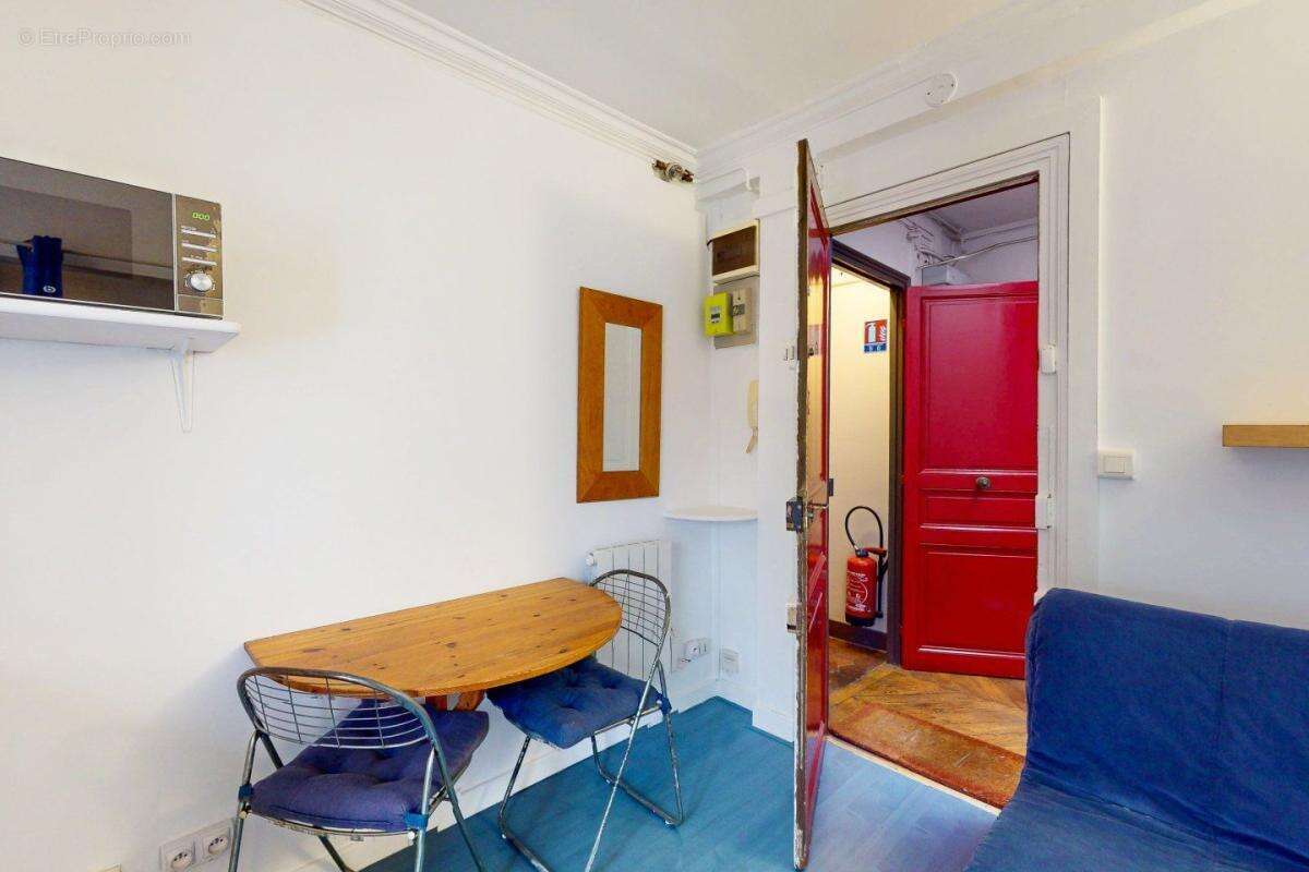 Appartement à PARIS-10E