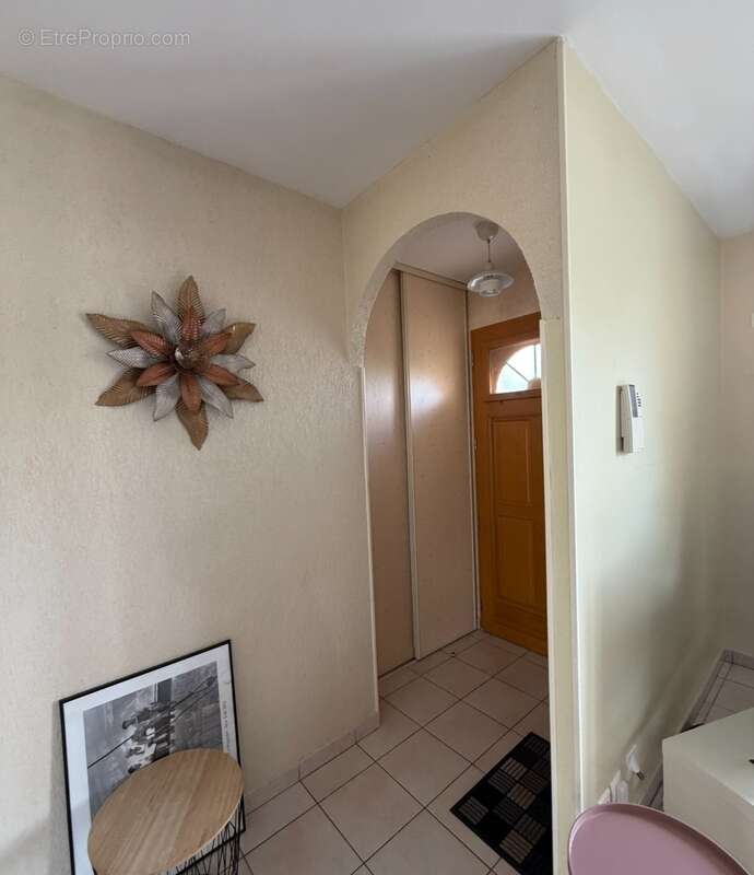 Brie. Maison 90 m² avec garage et jardin - photo 2