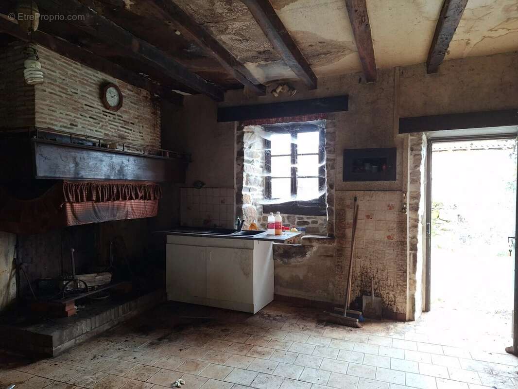 Maison à ROUSSINES