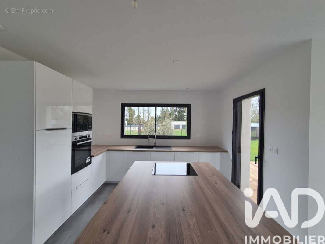 Photo 2 - Maison à TREVENEUC
