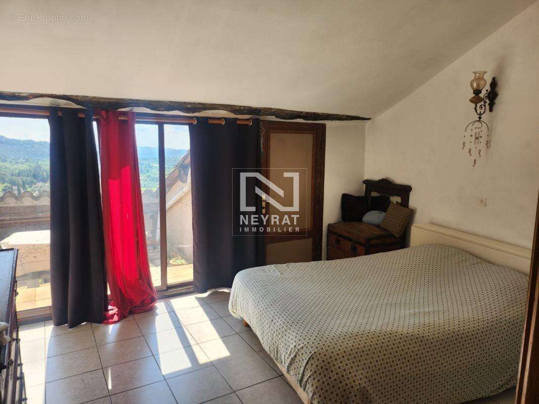 Appartement à SEILLANS