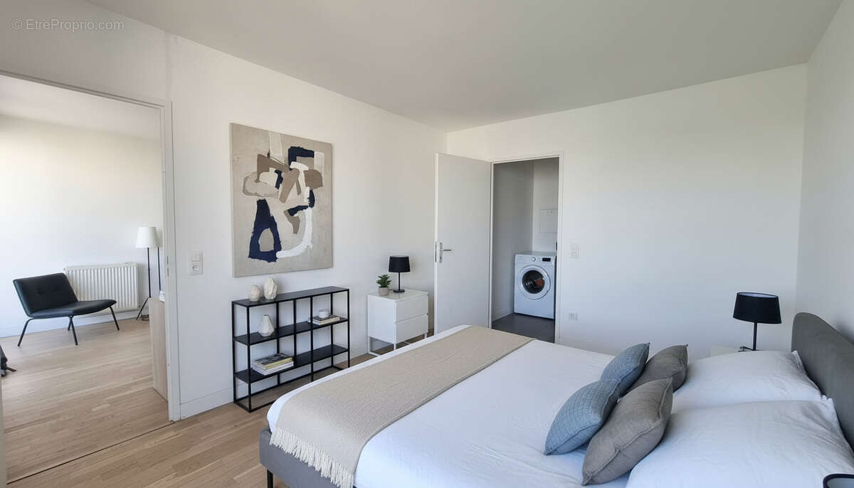 Appartement à PARIS-14E