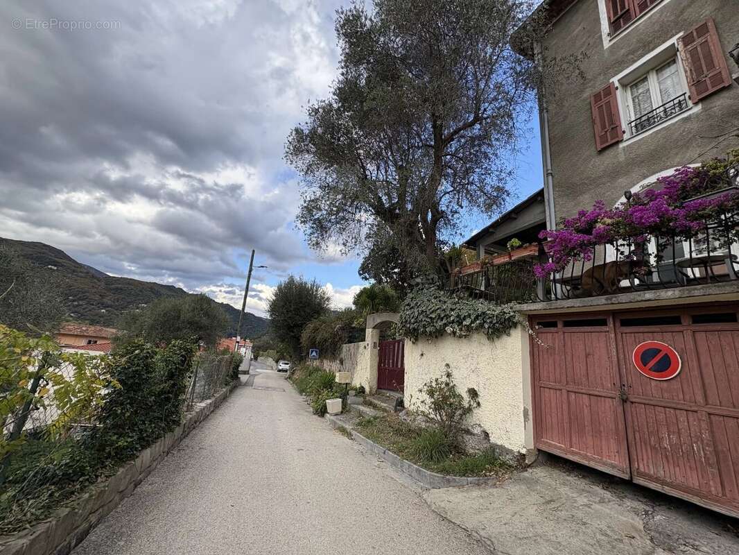 Appartement à SAINT-MARTIN-DU-VAR